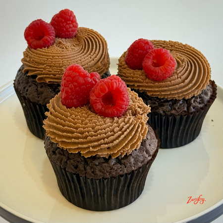 Chocolate Raspberry Cupcakes - Zweefers, Wollongong