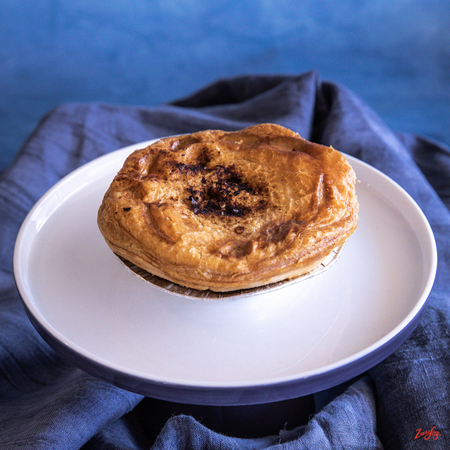 Zweefers Chilli Beef Mince Pie - Wollongong