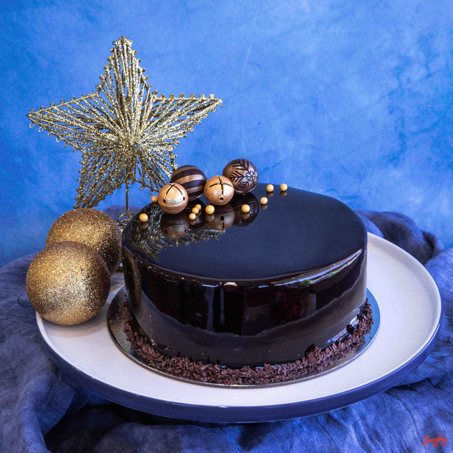 Zweefers Christmas Chocolate Fudge Cake - Wollongong