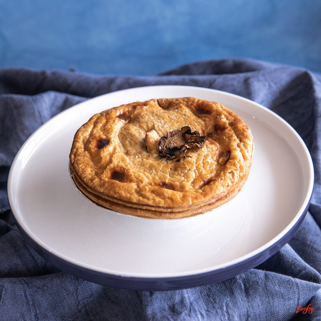 Chunky Beef and Mushroom Pie - Zweefers, Wollongong